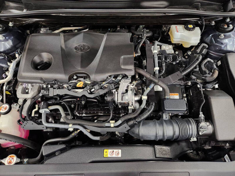 2021 Toyota Avalon Hybrid XLE