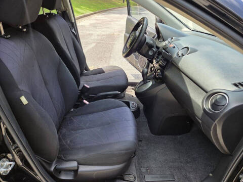 2013 Mazda MAZDA2 Sport
