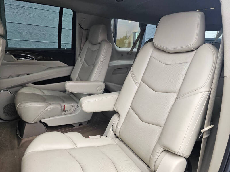 2018 Cadillac Escalade ESV Premium Luxury