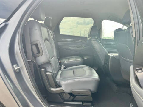 2020 Buick Enclave Essence