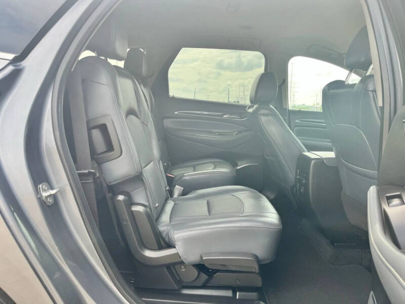 2020 Buick Enclave Essence