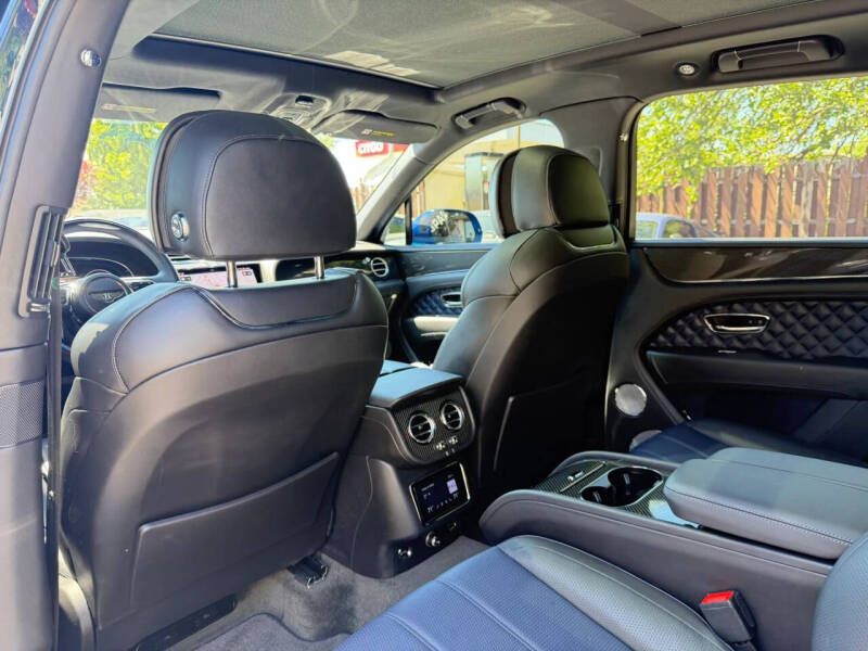 2021 Bentley Bentayga V8