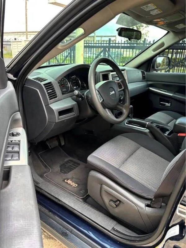 2010 Jeep Grand Cherokee Laredo