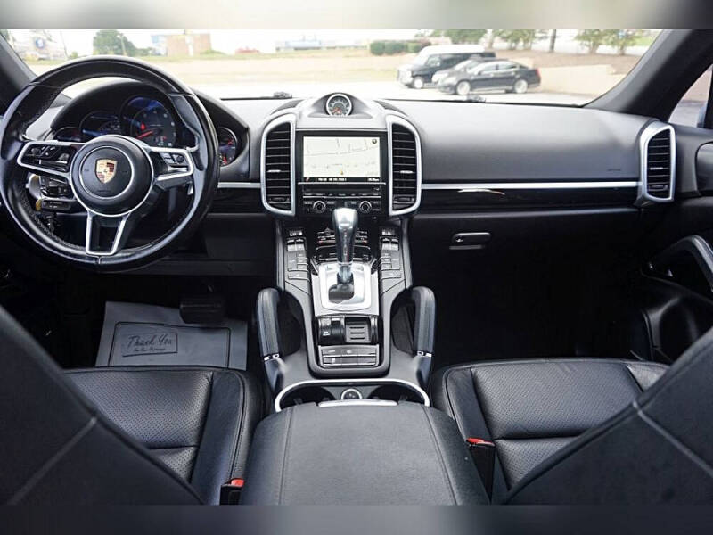 2016 Porsche Cayenne