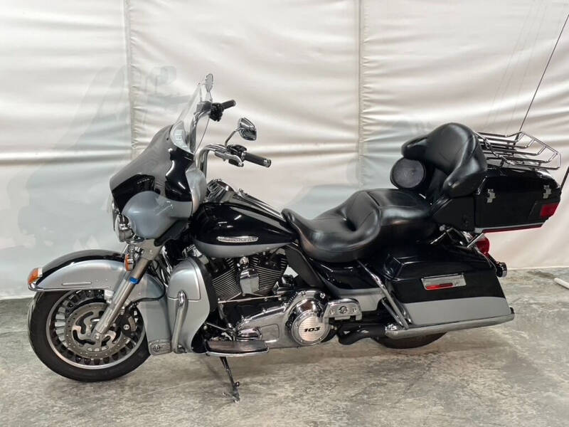 2012 Harley-Davidson FLHTK Ultra Limited