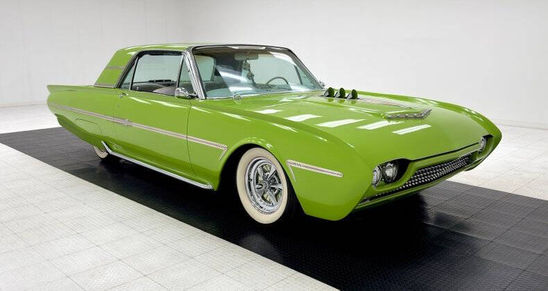 1962 Ford Thunderbird