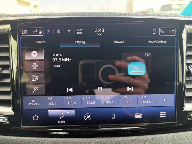 2025 Chrysler Pacifica Select