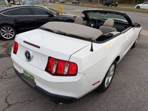 2010 Ford Mustang V6