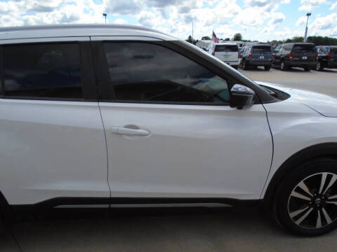 2020 Nissan Kicks SR