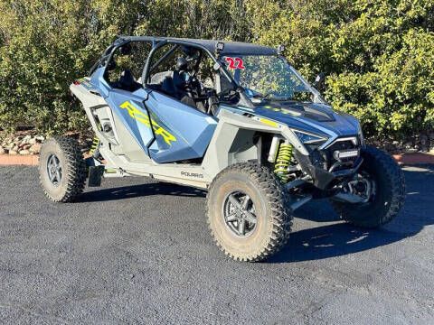 2022 Polaris Razor