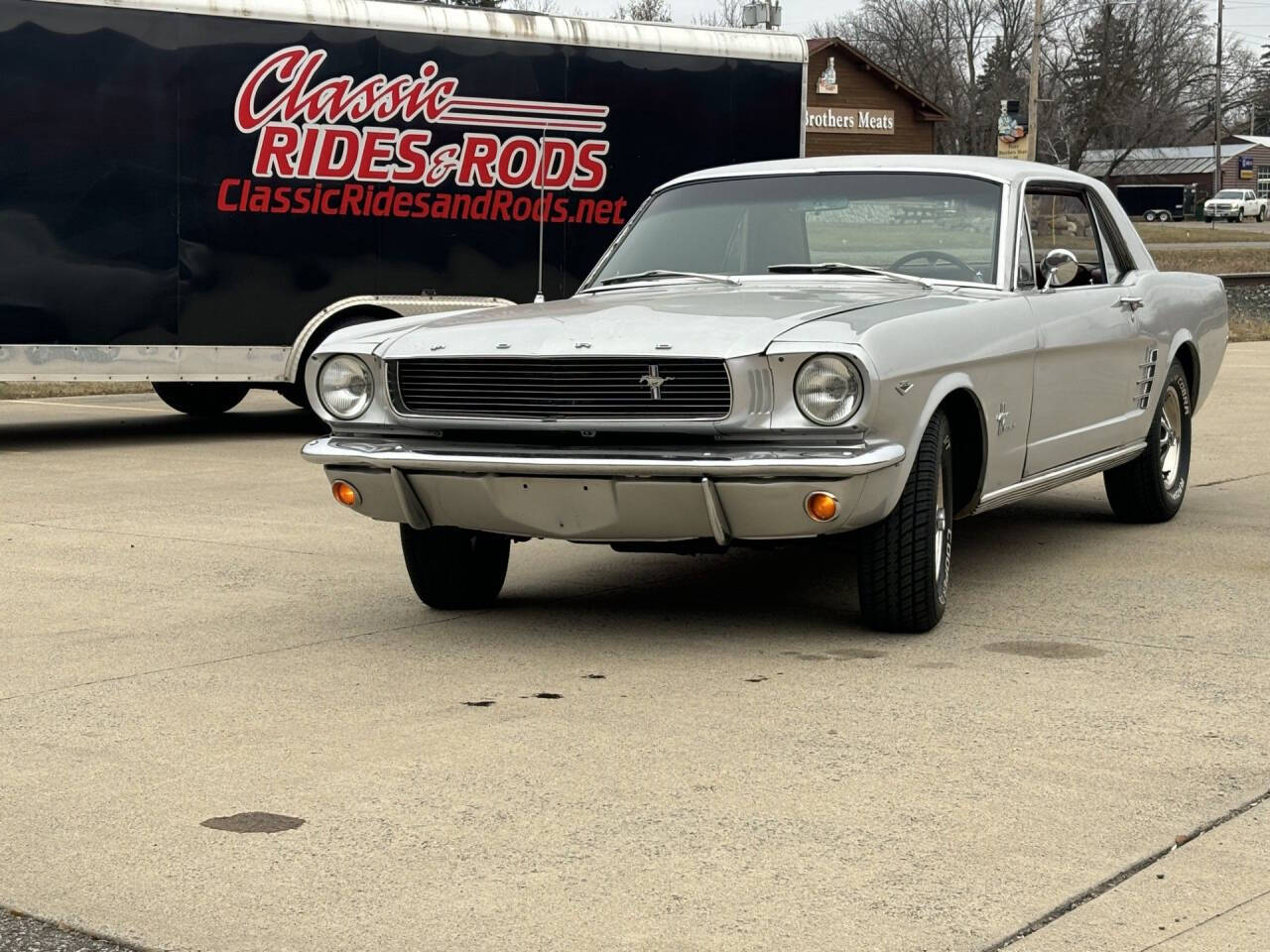 1966 Ford Mustang 3