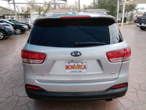 2017 Kia Sorento LX