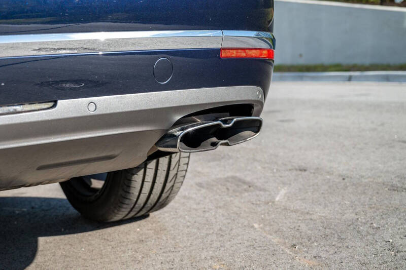 2019 Bentley Bentayga V8