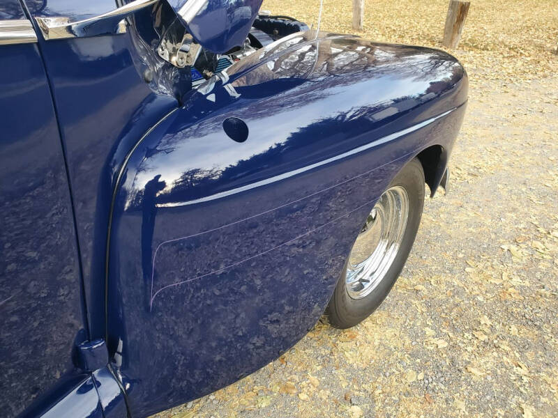 1947 Mercury Club Coupe V-8
