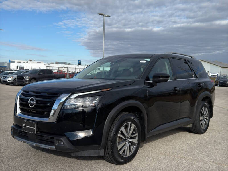 2022 Nissan Pathfinder SL