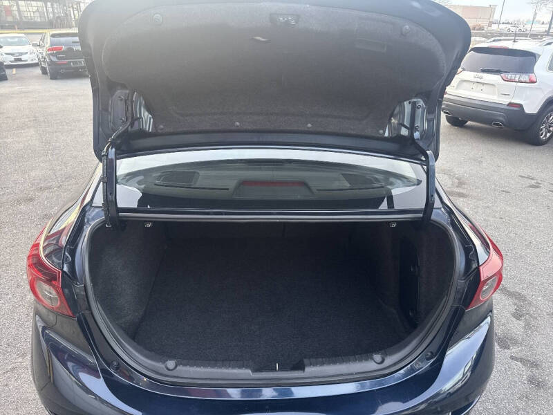 2015 Mazda MAZDA3 s Touring