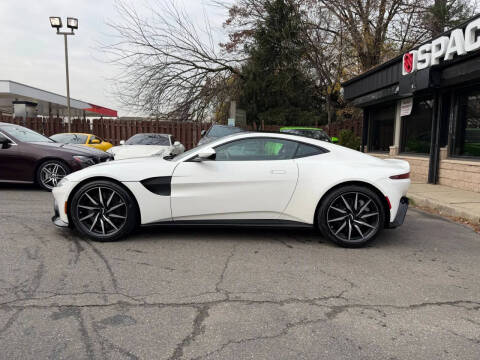 2019 Aston Martin Vantage