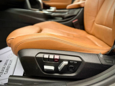 2018 BMW 3 Series 330i xDrive