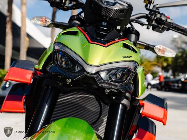 2023 Ducati STREETFIGHTER