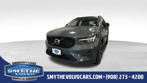 2026 Volvo XC40 B5 Core Photo