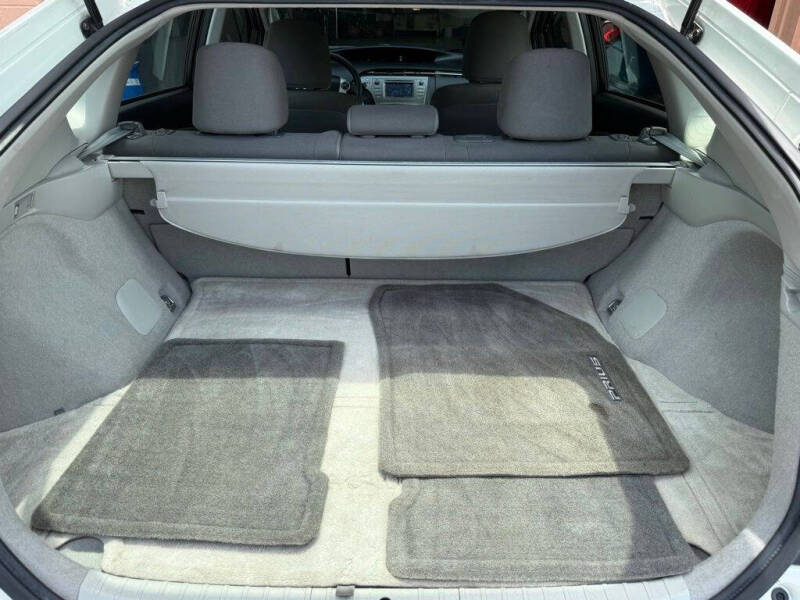 2015 Toyota Prius Three