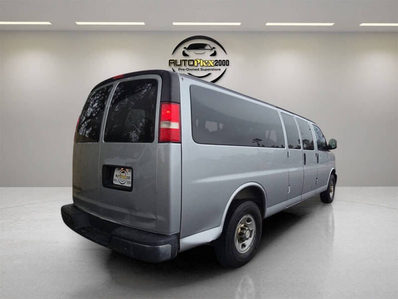 2017 Chevrolet Express LT 3500