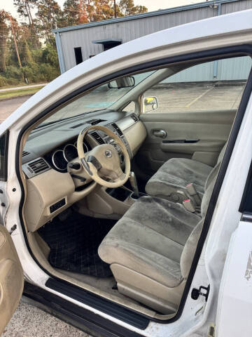 2009 Nissan Versa 1.8 S