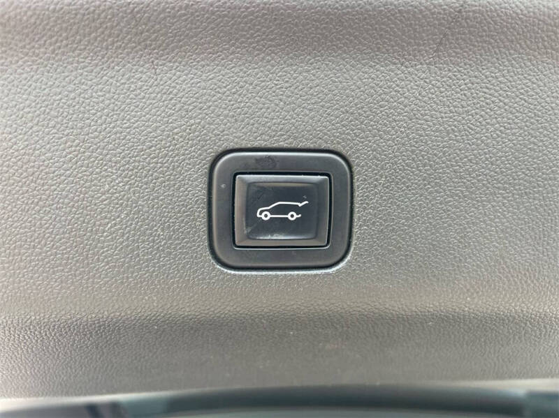 2022 Cadillac Escalade Sport