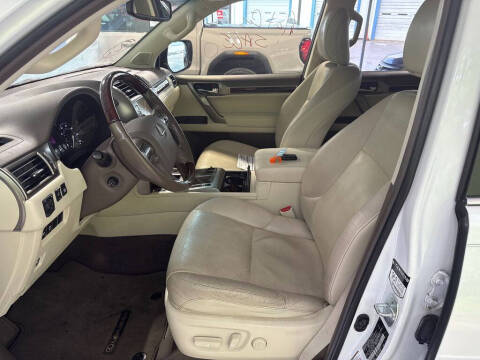 2017 Lexus GX 460