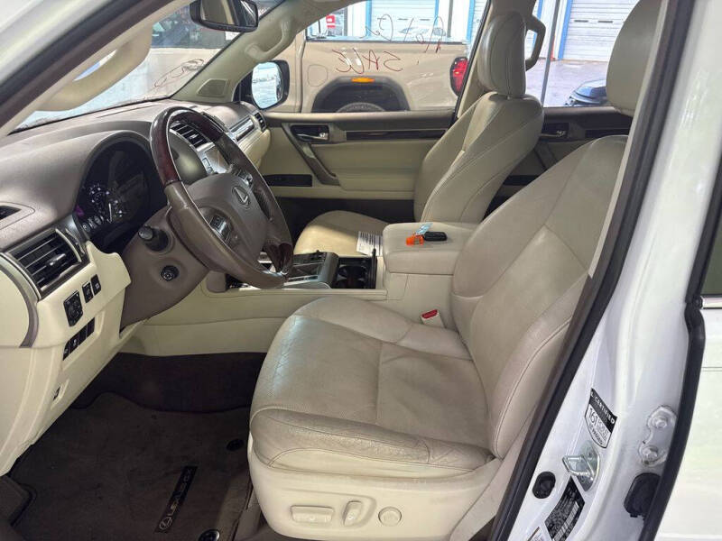 2017 Lexus GX 460