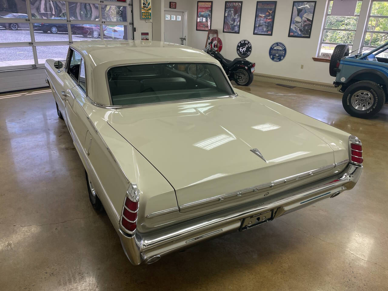 1963 Pontiac Catalina 5