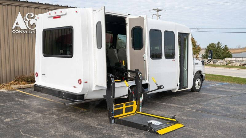 2021 Ford E-350