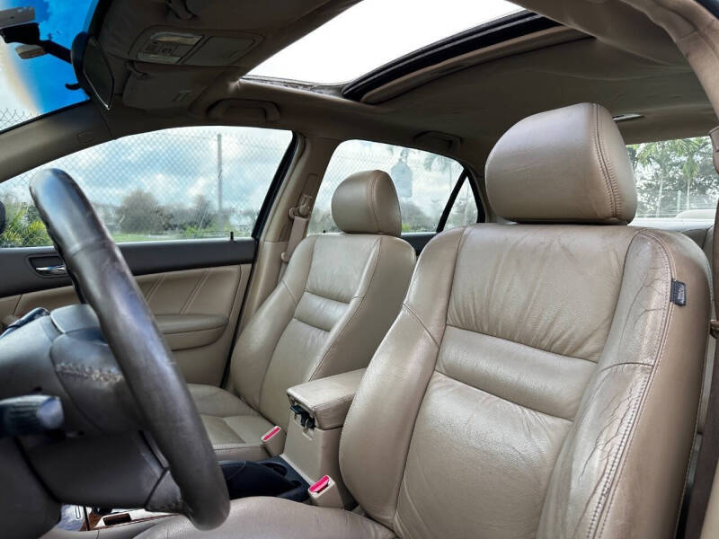 2005 Honda Accord EX w/Leather