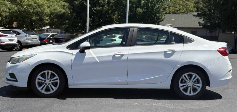 2018 Chevrolet Cruze LS Auto