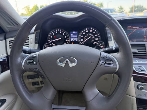 2012 Infiniti M37