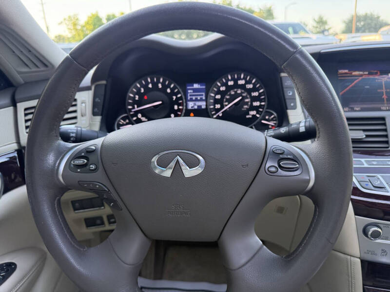 2012 Infiniti M37
