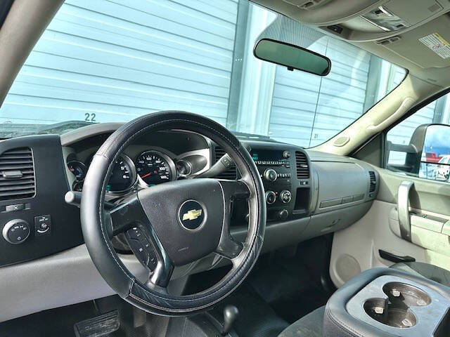 2014 Chevrolet Silverado 2500HD Work Truck