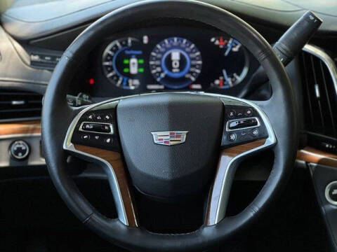 2017 Cadillac Escalade Luxury