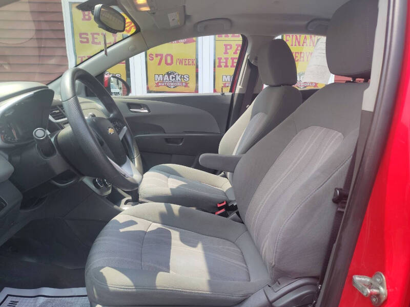 2017 Chevrolet Sonic LT Auto