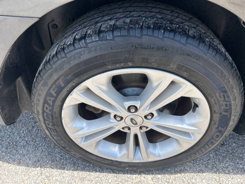 2016 Ford Taurus SEL