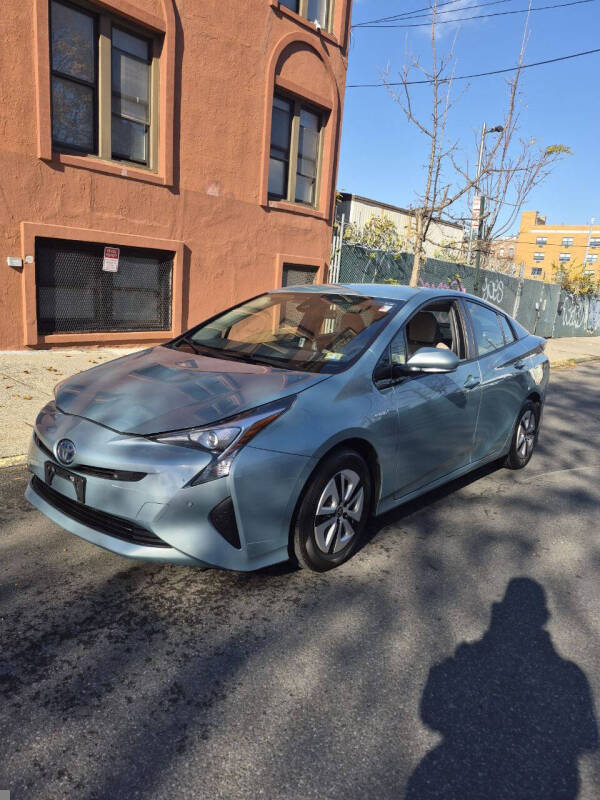 2018 Toyota Prius Three