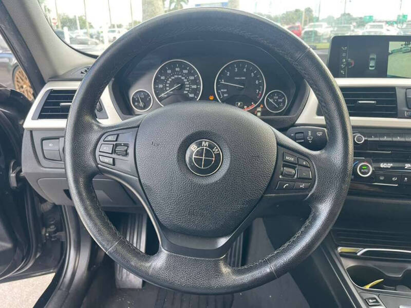 2017 BMW 3 Series 320i xDrive