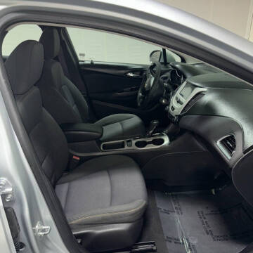 2016 Chevrolet Cruze LS Auto