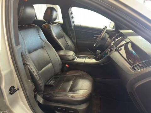 2017 Ford Taurus Limited