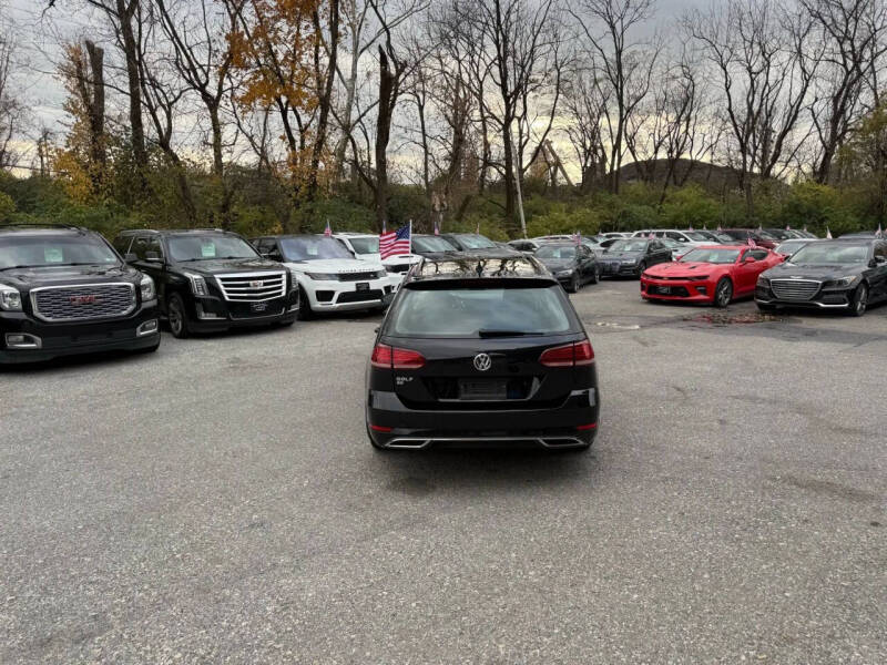 2019 Volkswagen Golf SportWagen