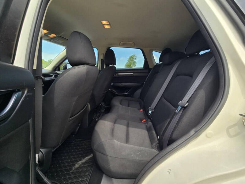 2017 Mazda CX-5 Sport