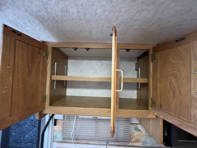 2000 Winnebago Adventurer