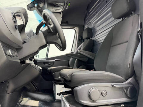 2021 Freightliner Sprinter 2500