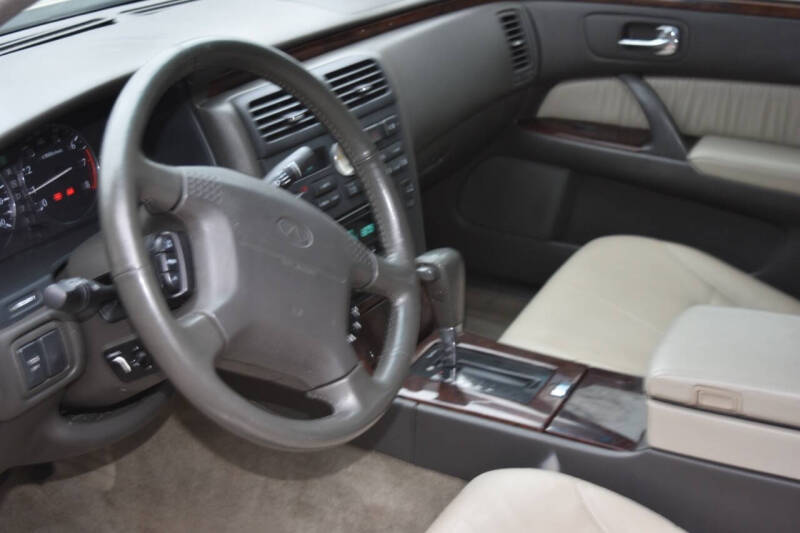 2000 Infiniti Q45 Anniversary