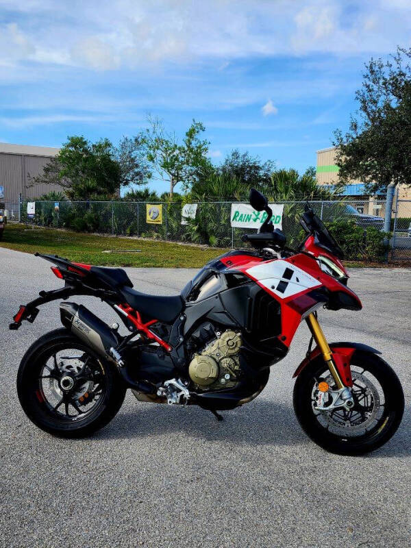 2023 Ducati Multistrada